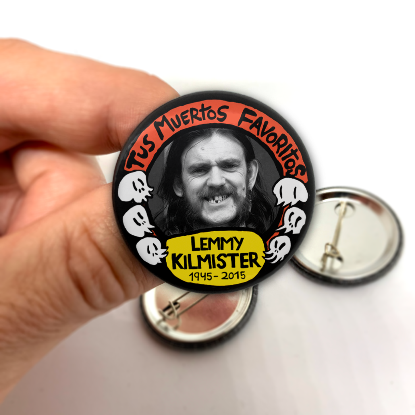 Todas las chapas de Tus Muertos Favoritos