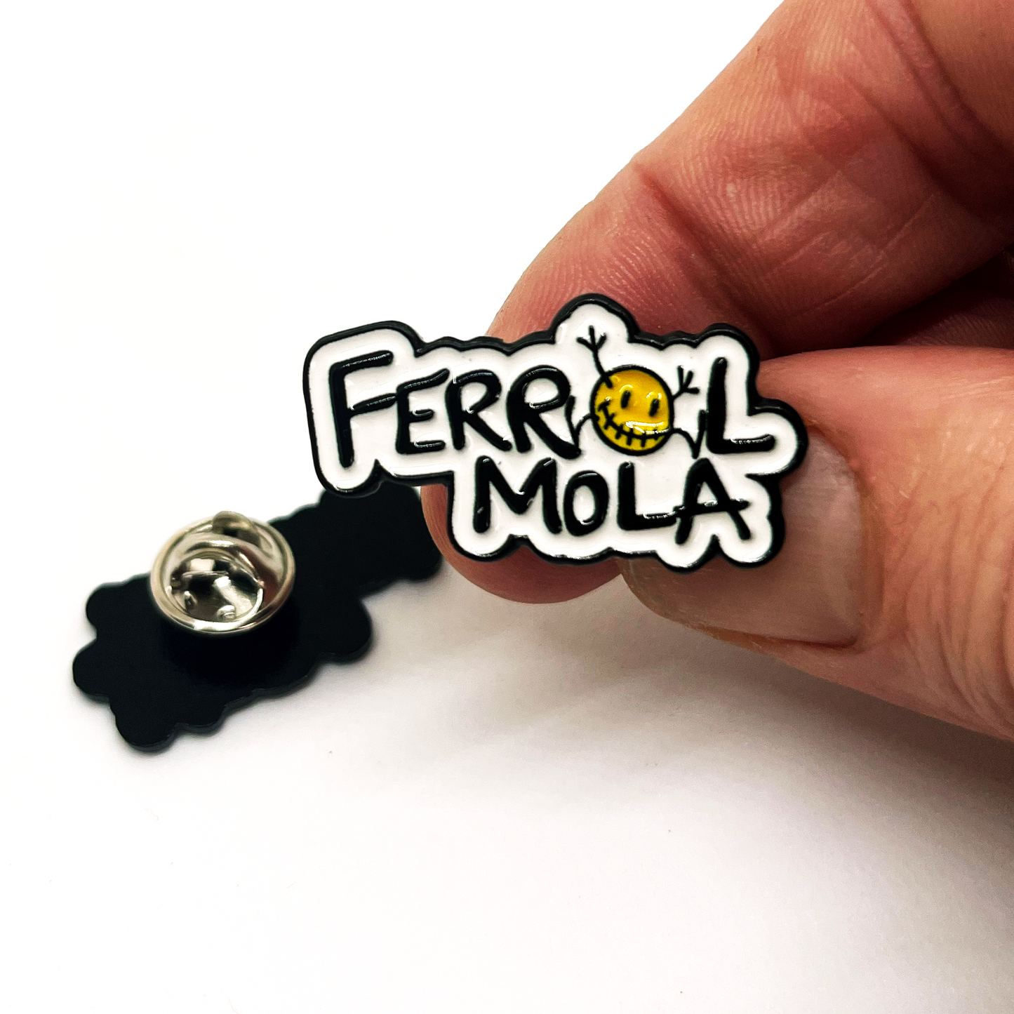 Pins letras Ferrol Mola
