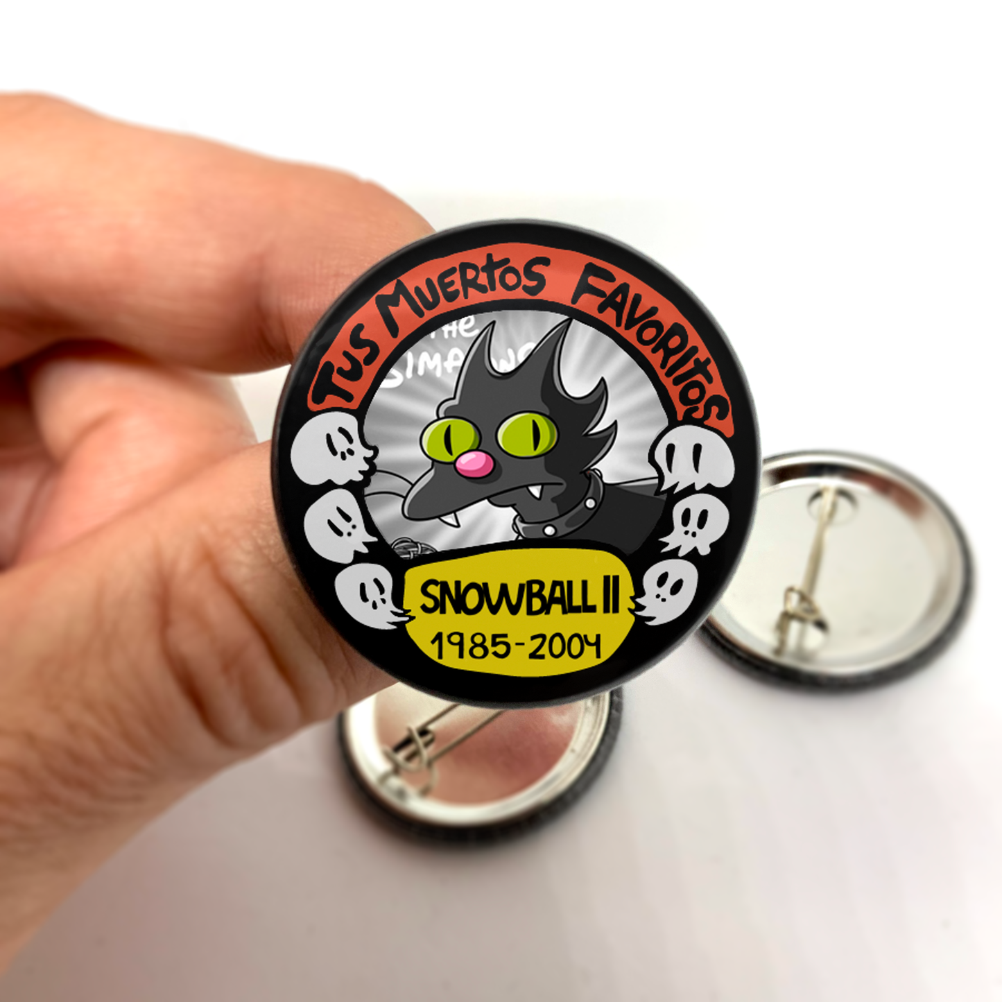 Todas las chapas de Tus Muertos Favoritos